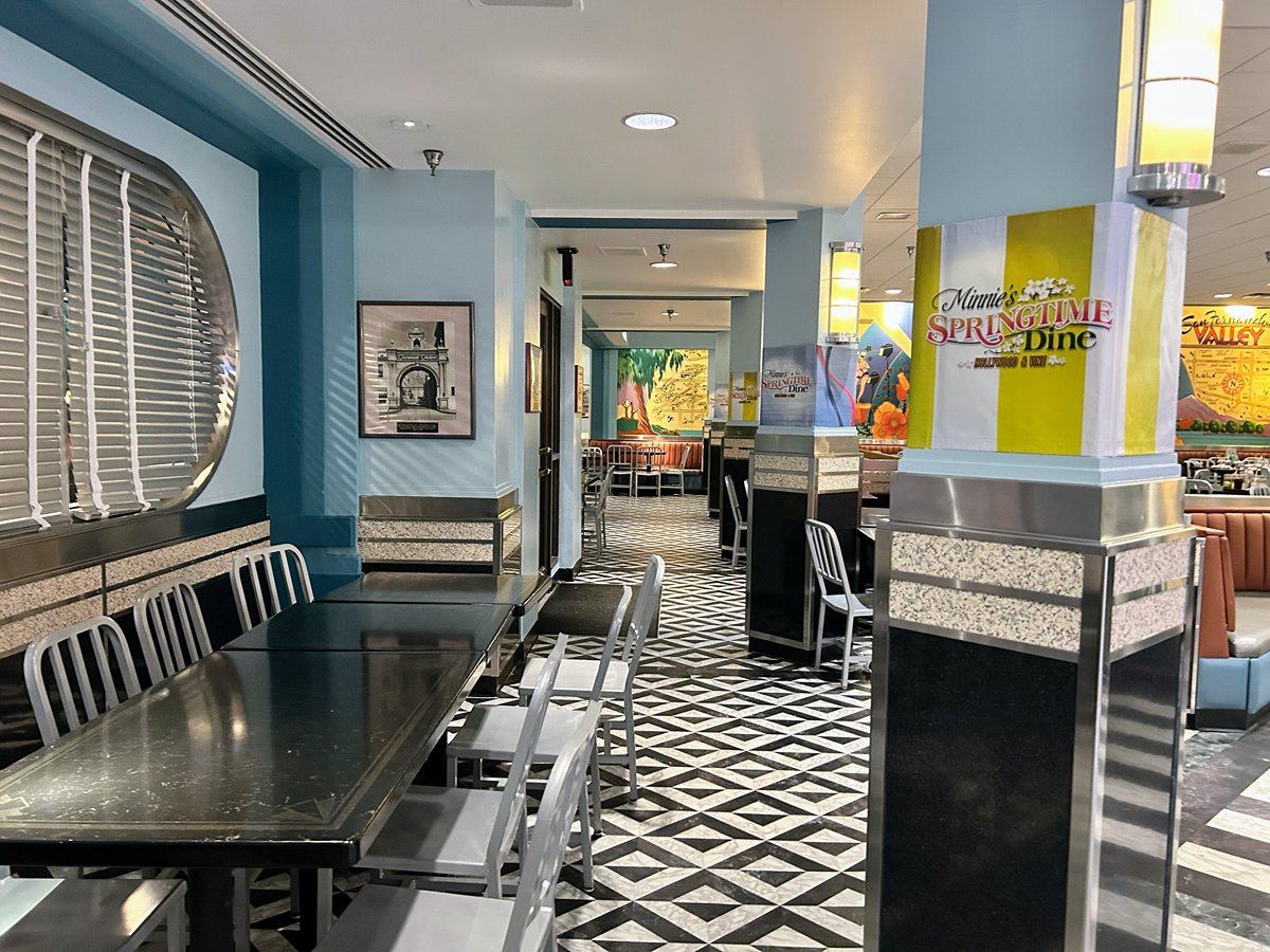Restaurant Spring Time Hollywood & Vine Minnie's Seasonal Dine Review | Hollywood Studios ...