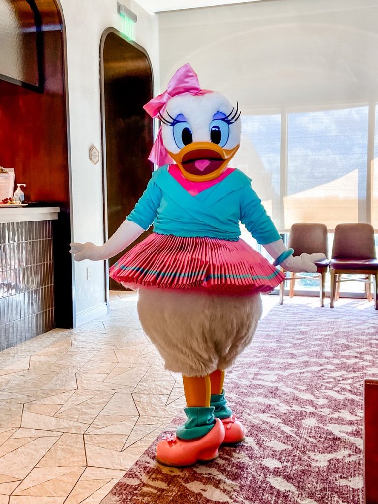 daisy duck