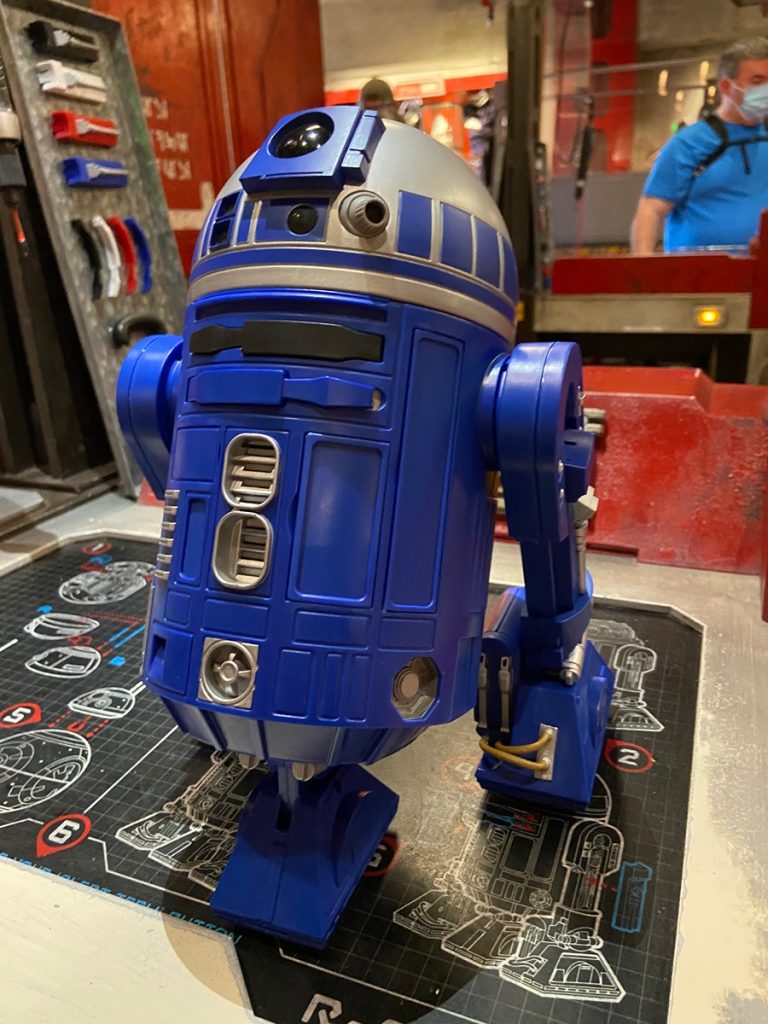 Custom Droid at the Droid Depot